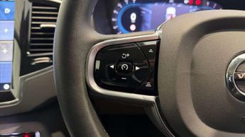Volvo XC90 2.0 B5P Ultimate Dark 5dr AWD Geartronic