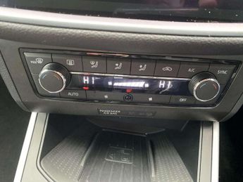 SEAT Arona 1.0 TSI 115 FR [EZ] 5dr DSG