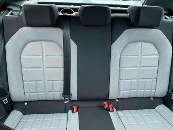 SEAT Arona 1.0 TSI 115 FR Sport 5dr DSG