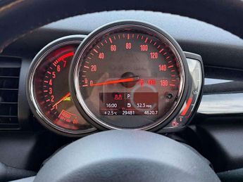 MINI Hatchback 1.5 Cooper 3dr Auto