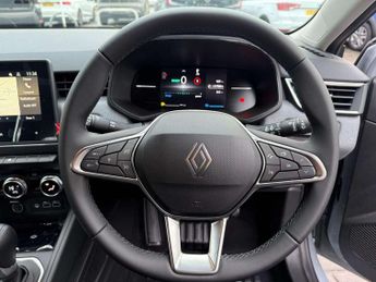 Renault Clio 1.6 E-TECH full hybrid 145 Evolution 5dr Auto