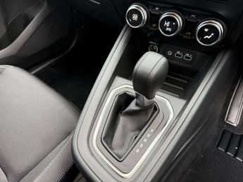 Renault Clio 1.6 E-TECH full hybrid 145 Evolution 5dr Auto