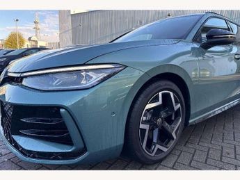 Volkswagen Passat Estate 1.5 eTSI R-Line 5dr DSG