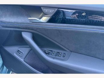 Volkswagen Passat Estate 1.5 eTSI R-Line 5dr DSG