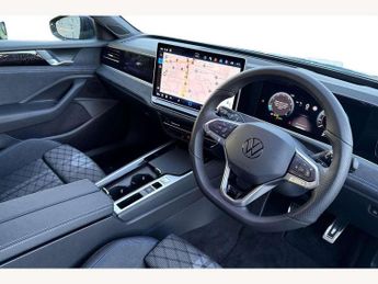 Volkswagen Passat Estate 1.5 eTSI R-Line 5dr DSG