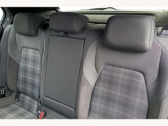 Volkswagen Golf 2.0 TDI 200 GTD 5dr DSG