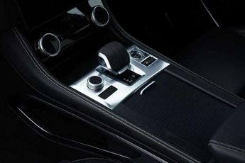 Jaguar F-Pace 2.0 P250 R-Dynamic SE 5dr Auto AWD