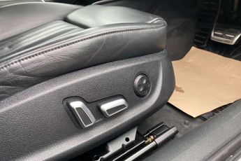 Audi A6 Avant 2.0 TDI Ultra Black Edition 5dr S Tronic