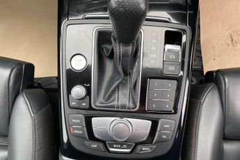 Audi A6 Avant 2.0 TDI Ultra Black Edition 5dr S Tronic