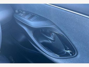 Toyota Yaris 1.5 Hybrid Dynamic 5dr CVT