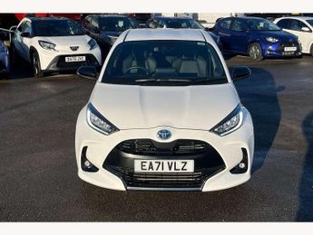 Toyota Yaris 1.5 Hybrid Dynamic 5dr CVT