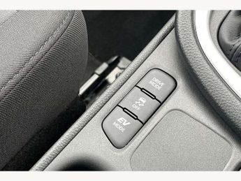Toyota Yaris 1.5 Hybrid Icon 5dr CVT