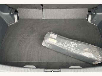 Toyota Yaris 1.5 Hybrid Icon 5dr CVT