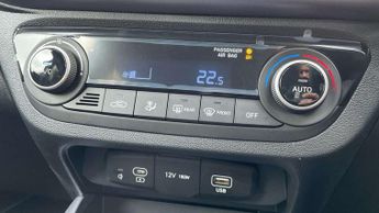 Hyundai i10 1.2 [79] Premium 5dr Auto [Nav]