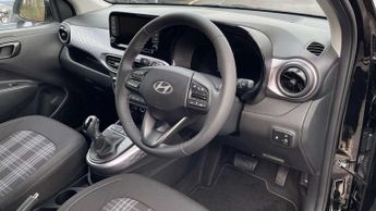 Hyundai i10 1.2 [79] Premium 5dr Auto [Nav]