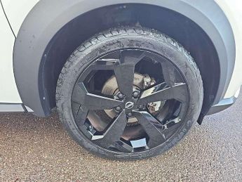 Nissan Juke 1.6 Hybrid Premiere Edition 5dr Auto