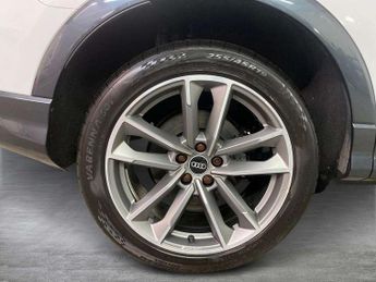 Audi Q3 40 TDI 200 Quattro Black Edition 5dr S Tronic