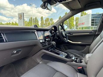 Porsche Macan T 5dr PDK