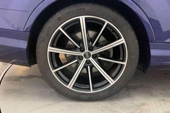 Audi Q7 50 TDI Quattro Black Edition 5dr Tiptronic
