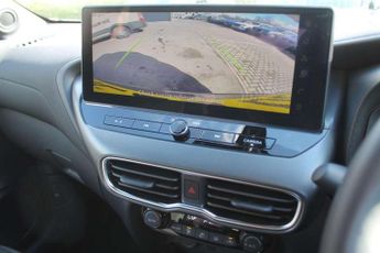 Nissan Juke 1.6 Hybrid N-Connecta 5dr Auto