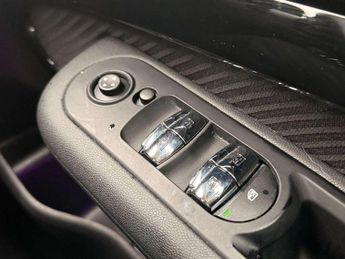 MINI Clubman 1.5 Cooper Black Pack 6dr Auto