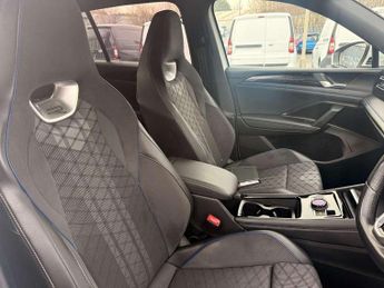 Volkswagen Tiguan 1.5 TSI eHybrid R-Line 5dr DSG