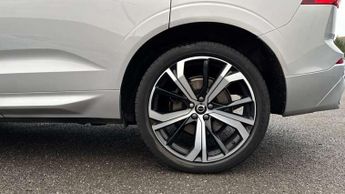 Volvo XC60 2.0 B4D R DESIGN 5dr AWD Geartronic
