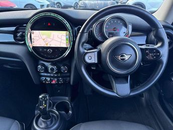 MINI Hatchback 1.5 Cooper Classic 3dr Auto