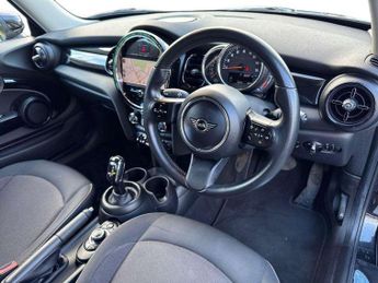MINI Hatchback 1.5 Cooper Classic 3dr Auto