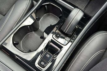 Volvo XC40 1.5 T3 [163] R DESIGN 5dr Geartronic