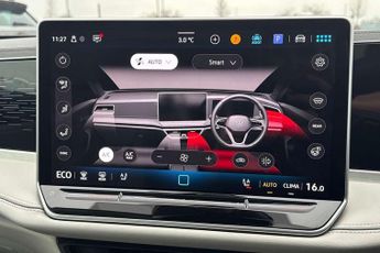 Volkswagen Passat Estate 1.5 TSI eHybrid 272 Elegance 5dr DSG