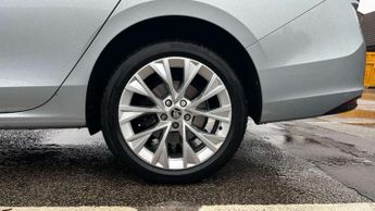 Skoda Superb Estate 2.0 TDI 193 SE L 4X4 5dr DSG