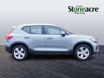 Volvo XC40 2.0 B3P Core 5dr Auto