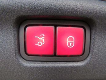 Mercedes-Benz C-Class C200 AMG Line Premium 4dr 9G-Tronic