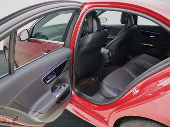 Mercedes-Benz C-Class C300d AMG Line Premium 4dr 9G-Tronic