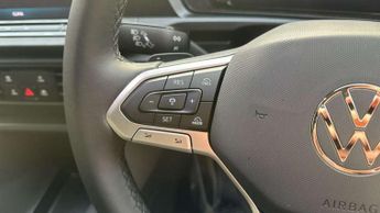 Volkswagen Caddy 1.5 eHybrid 150 Commerce Pro Van DSG [Tech]