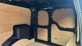 Volkswagen Caddy 1.5 eHybrid 150 Commerce Pro Van DSG [Tech]