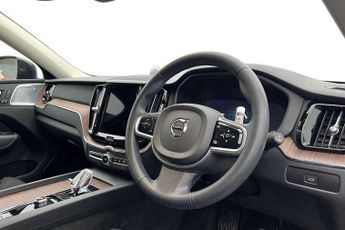 Volvo XC60 2.0 B5P Ultimate Dark 5dr AWD Geartronic