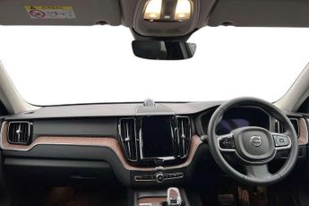 Volvo XC60 2.0 B5P Ultimate Dark 5dr AWD Geartronic