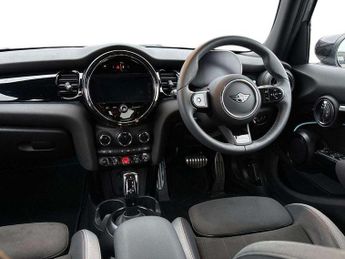 MINI Hatchback 5dr 1.5 Cooper Sport 5dr Auto [Comfort/Nav Pack]