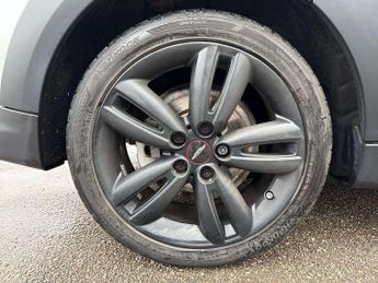 MINI Hatchback 5dr 1.5 Cooper Sport 5dr Auto [Comfort/Nav Pack]