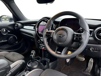 MINI Hatchback 5dr 1.5 Cooper Sport 5dr Auto [Comfort/Nav Pack]