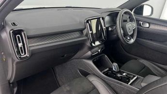 Volvo XC40 1.5 T3 [163] R DESIGN Pro 5dr Geartronic