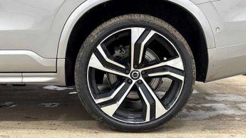 Volvo XC90 2.0 T8 [455] RC PHEV Ultimate Dark 5dr AWD Gtron