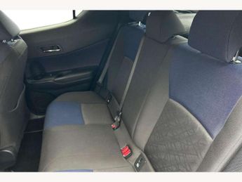 Toyota C-HR 1.8 Hybrid Dynamic 5dr CVT