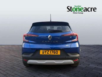 Renault Captur 1.6 E-TECH Hybrid 145 Iconic Edition 5dr Auto
