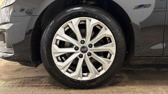 Audi A4 Avant 35 TFSI Technik 5dr S Tronic