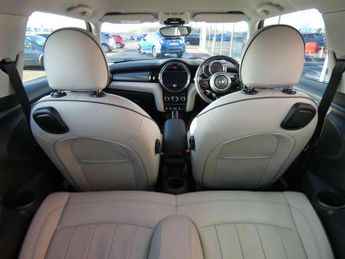 MINI Hatchback 2.0 Cooper S Exclusive II 3dr Auto