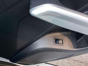 Audi Q2 35 TDI Quattro S Line 5dr S Tronic