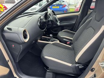 Toyota Aygo X 1.0 VVT-i Edge 5dr Auto